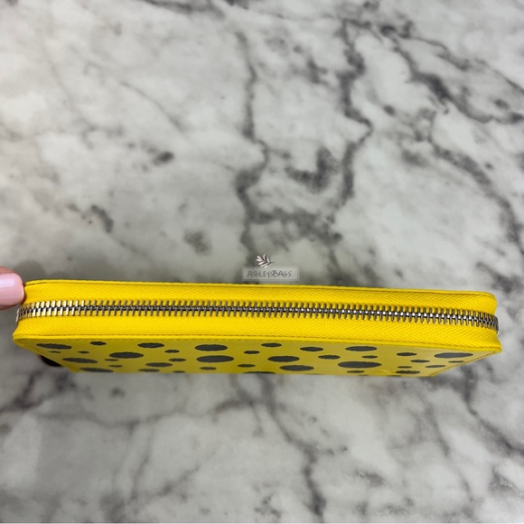 Louis Vuitton x Yayoi Kusama Zippy Wallet Epi Leather In Jaune Noir - Picture 8 of 16